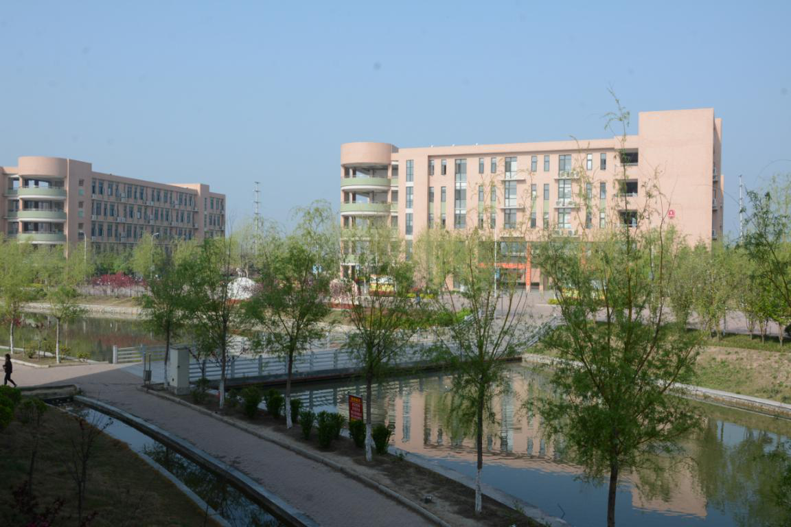鎮(zhèn)平縣第一高級中學(xué)實驗樓
