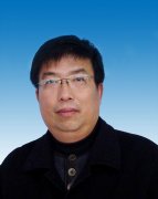 楊運(yùn)鋒，河南省勞模，省狀元班主任，高級(jí)教師